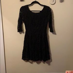 Black quarter sleeve dress